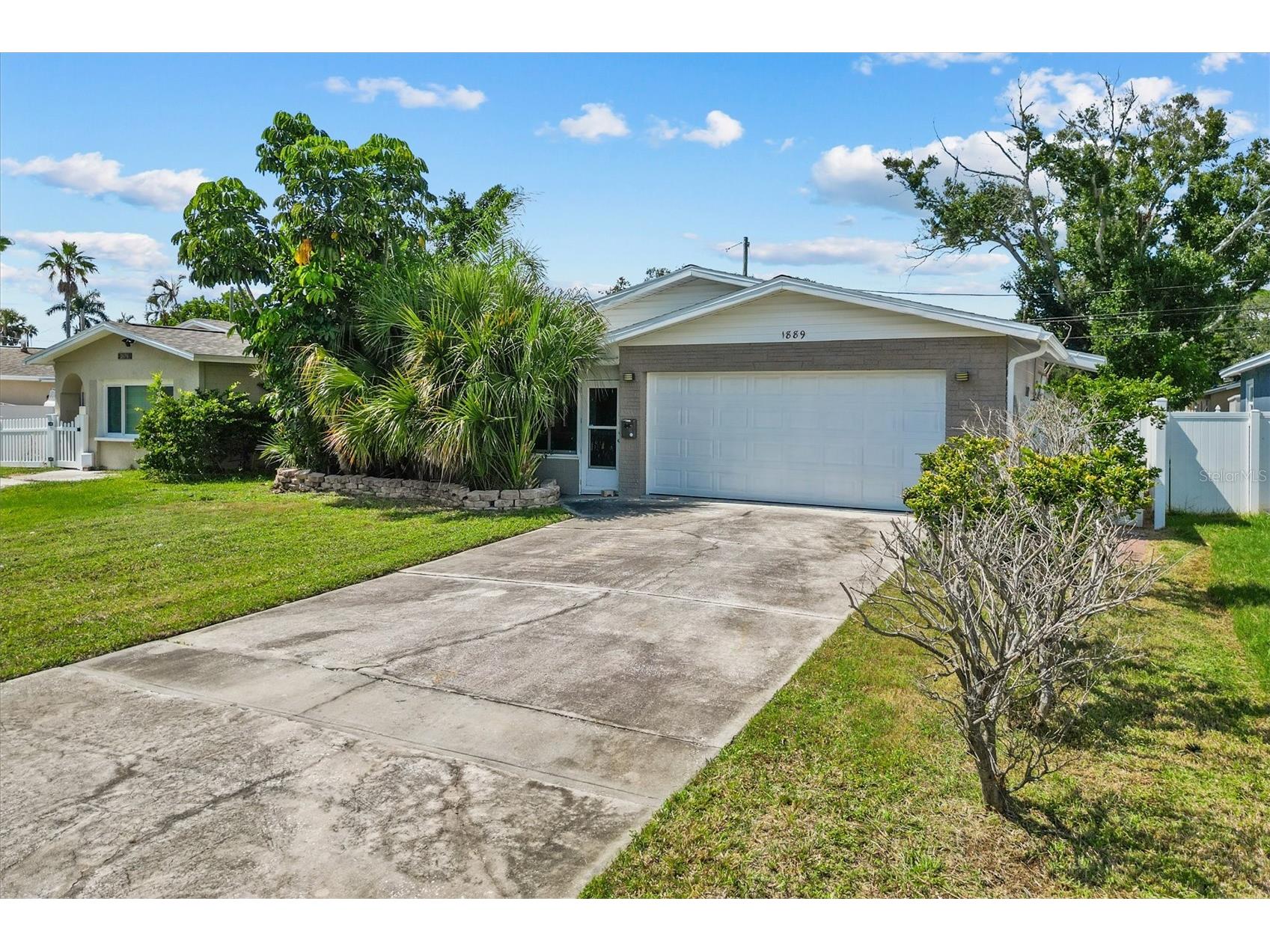 1889 Montana Avenue NE Saint Petersburg FL 33703 TB8430455 image20