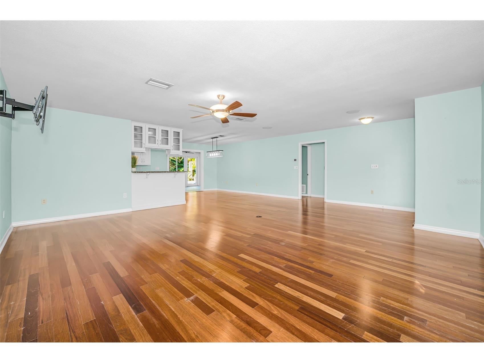 1889 Mourning Dove Drive Palm Harbor FL 34683 TB8476953 image16