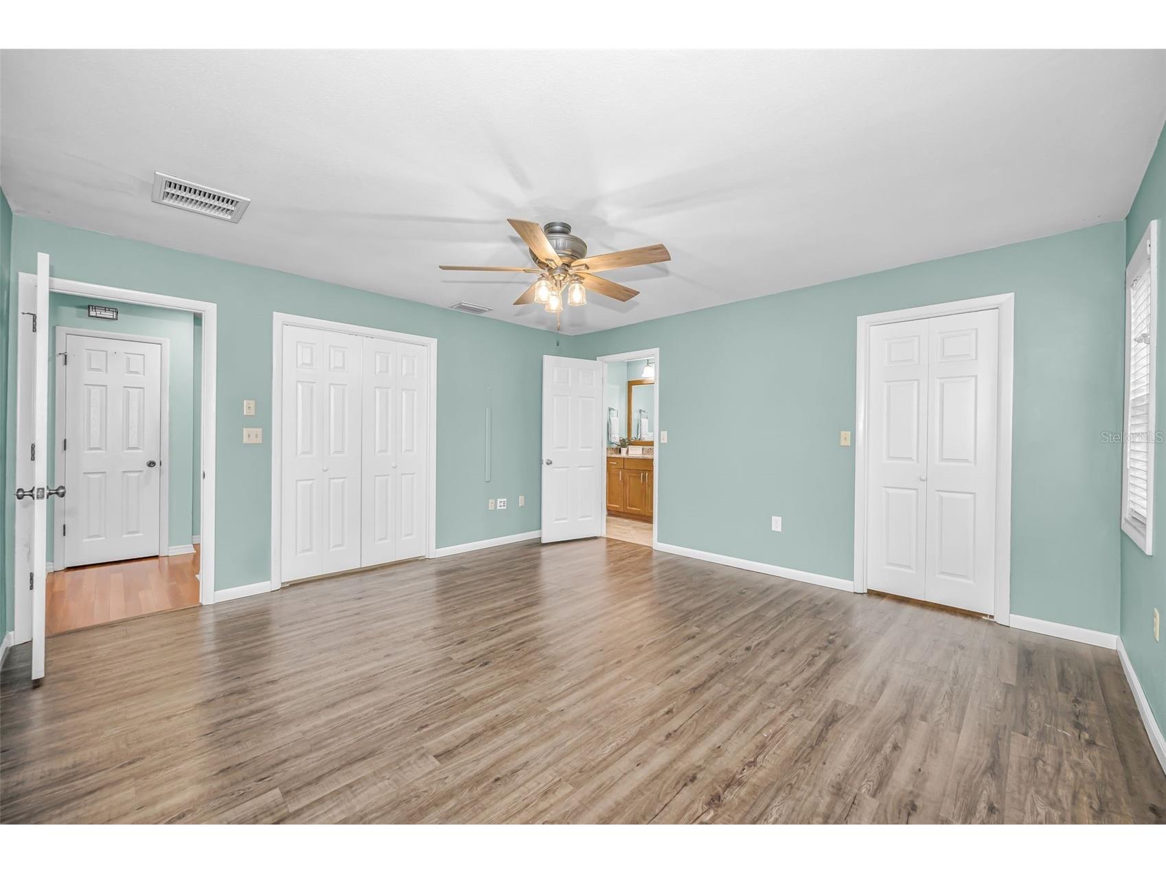 1889 Mourning Dove Drive Palm Harbor FL 34683 TB8476953 image32