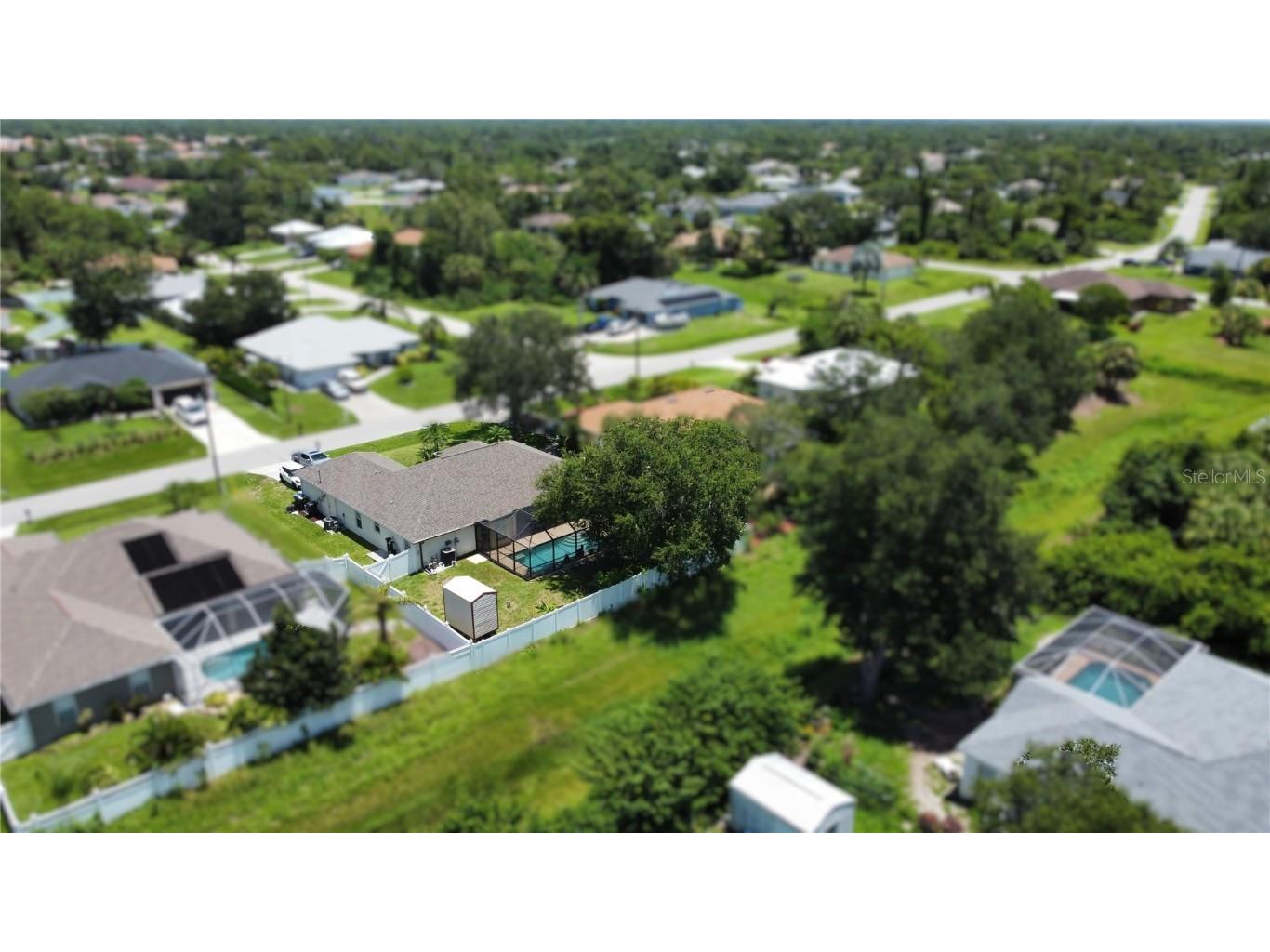 1889 Northland Avenue North Port FL 34288 TB8410147 image46