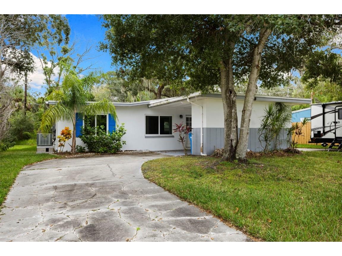 1889 San Mateo Drive Dunedin FL 34698 TB8435831 image1