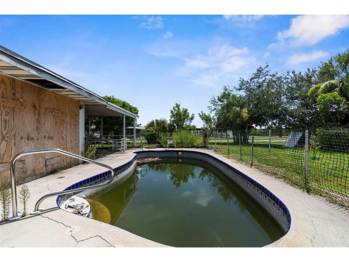 189 Cummins Avenue NE Port Charlotte FL 33952 A4669422 image18