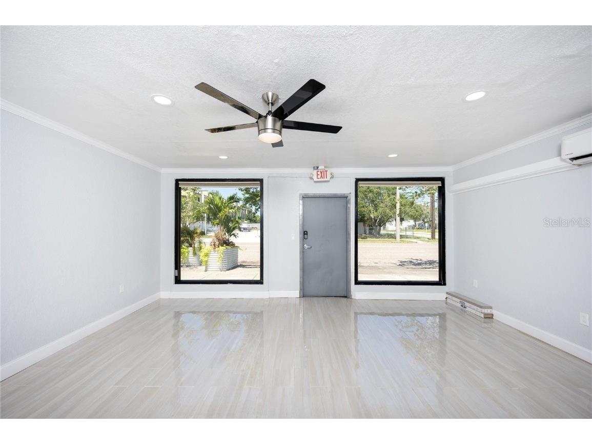 189 Dr Martin Luther King Jr Street N Saint Petersburg FL 33701 U8210408 image1