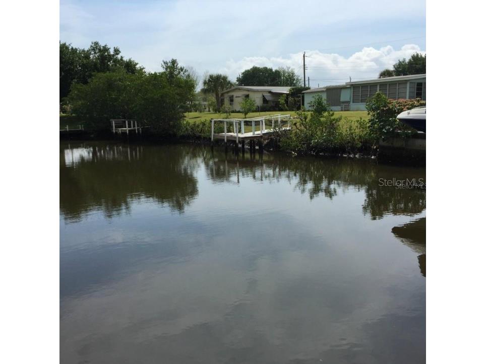 189 Poinsettia Circle NE Port Charlotte FL 33952 - ELKCAM WATERWAY N6142765 image4