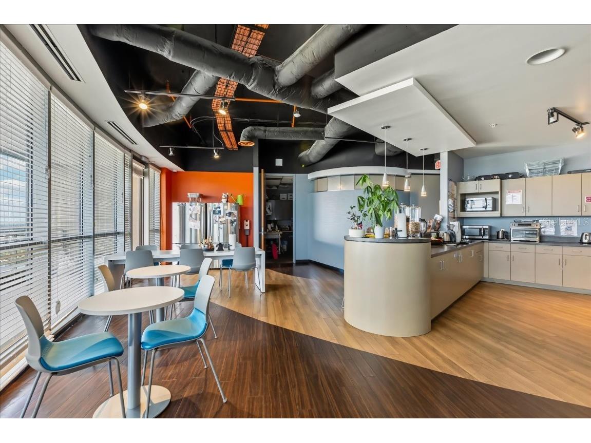 189 S Orange Avenue #1900-1970 Orlando FL 32801 O6356122 image16