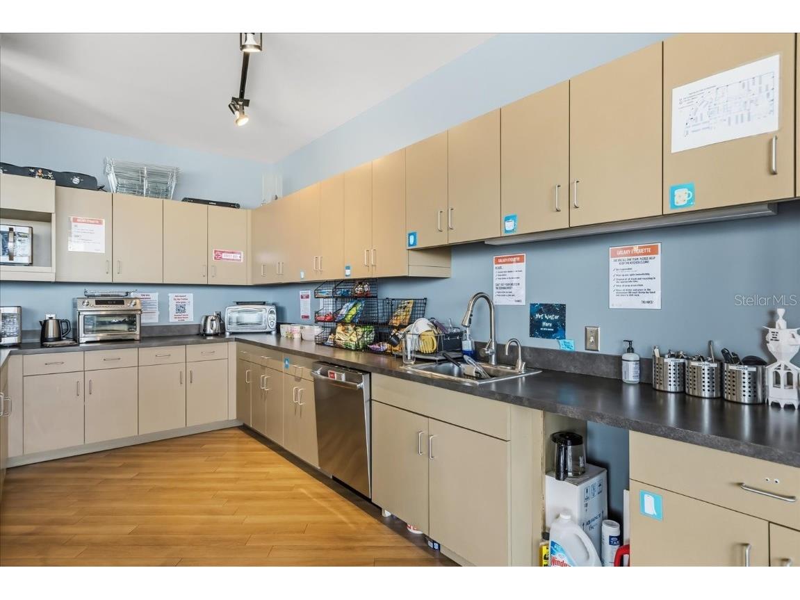 189 S Orange Avenue #1900-1970 Orlando FL 32801 O6356122 image17