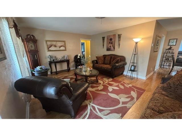 1890 63rd Avenue S Saint Petersburg FL 33712 TB8527277 image6