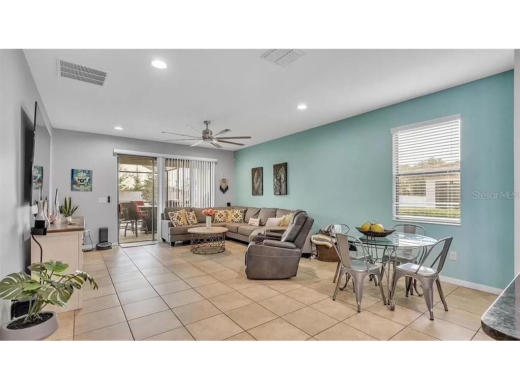 1890 Altavista Circle Lakeland FL 33810 O6240575 image9