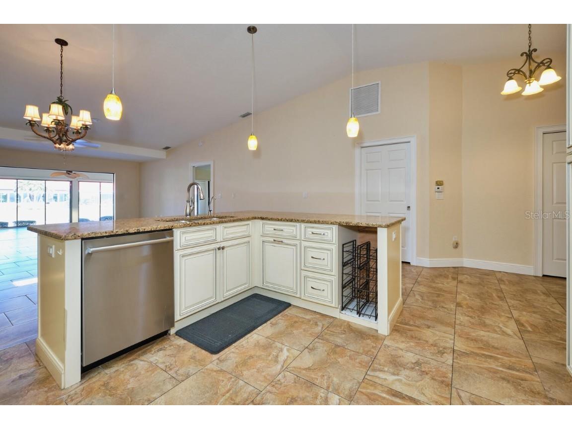 1890 Deborah Drive #14 Punta Gorda FL 33950 C7504433 image8