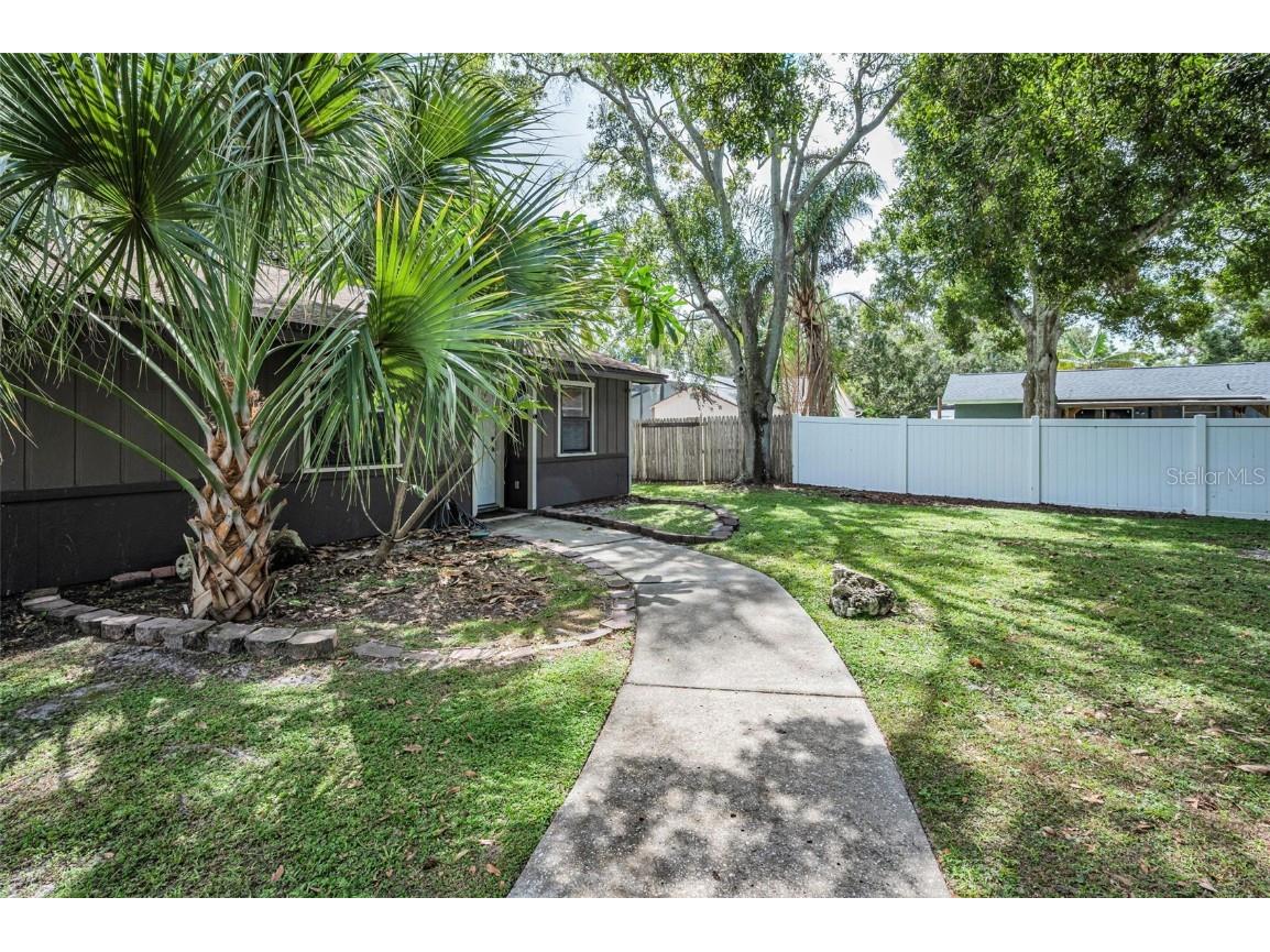 1890 Wolford Road #3 Clearwater FL 33760 TB8439454 image2