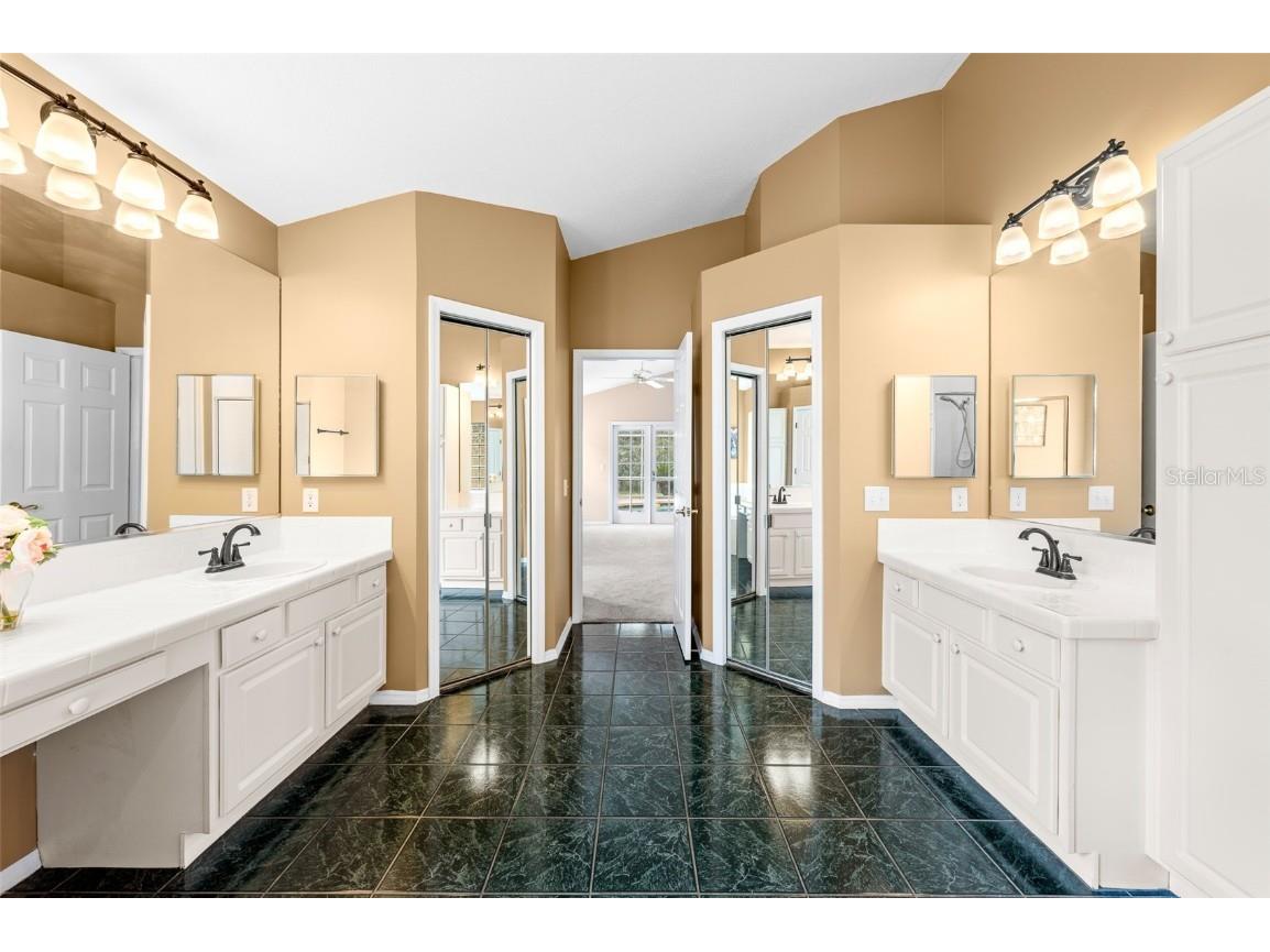 18908 Fairwood Court Tampa FL 33647 TB8406973 image25