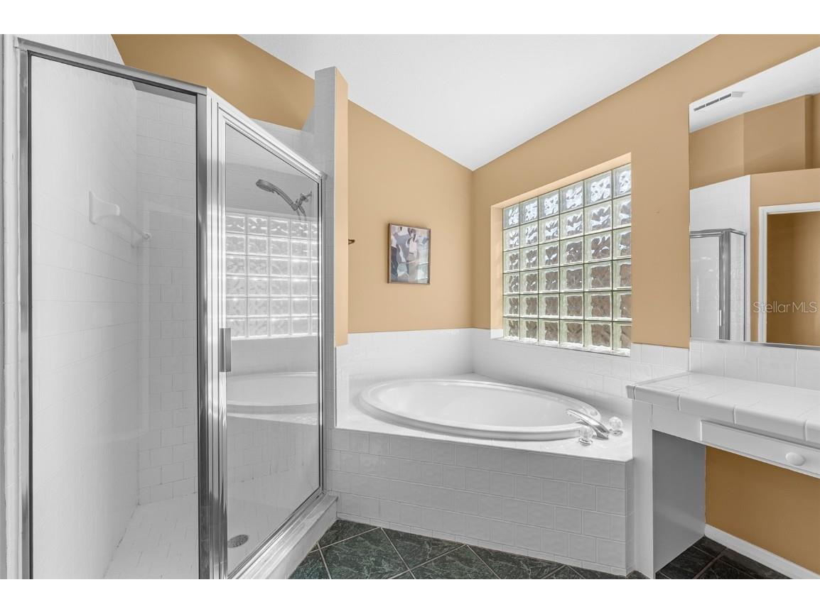 18908 Fairwood Court Tampa FL 33647 TB8406973 image27