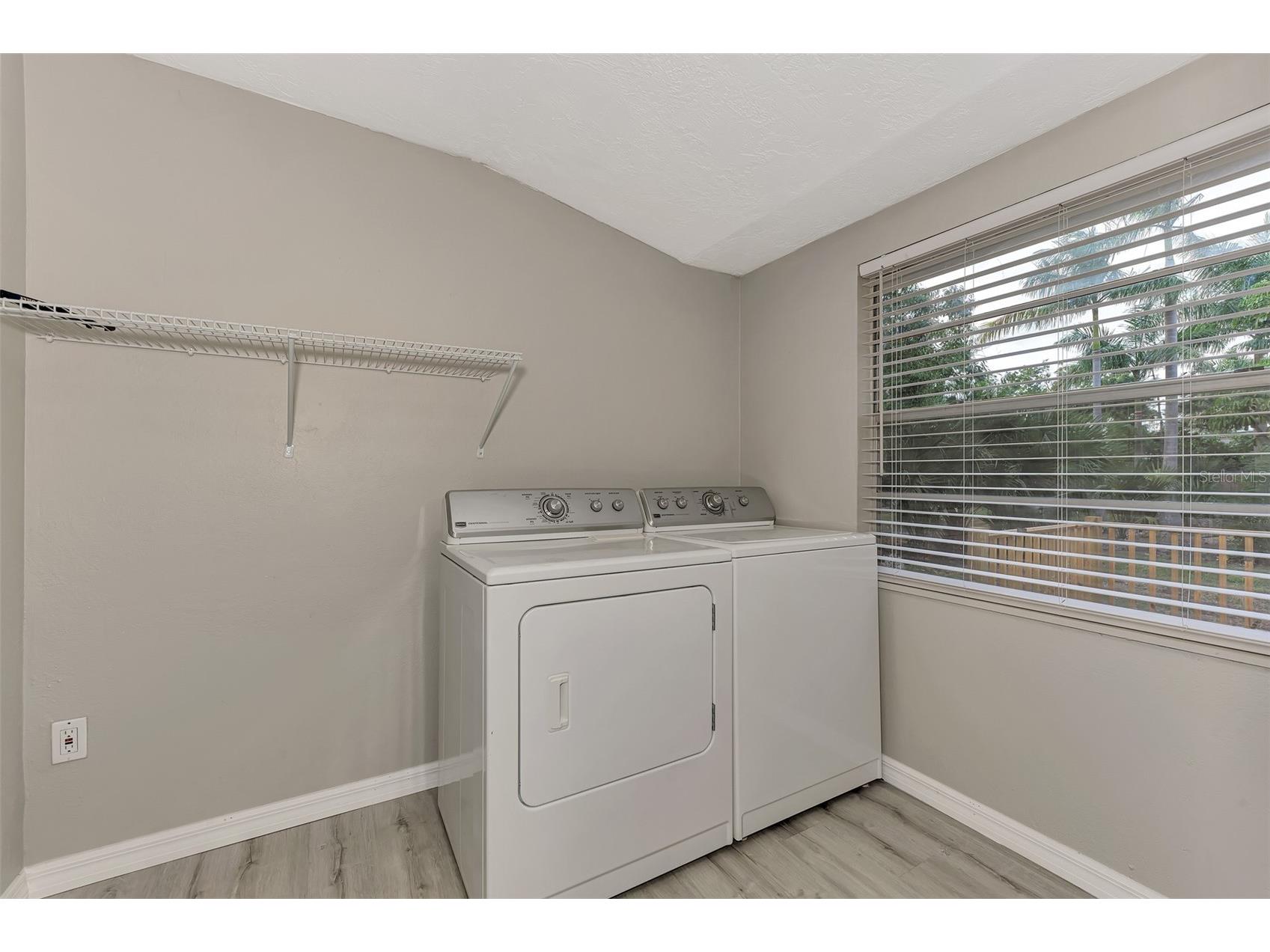 1891 Prospect Street Sarasota FL 34239 A4679960 image23