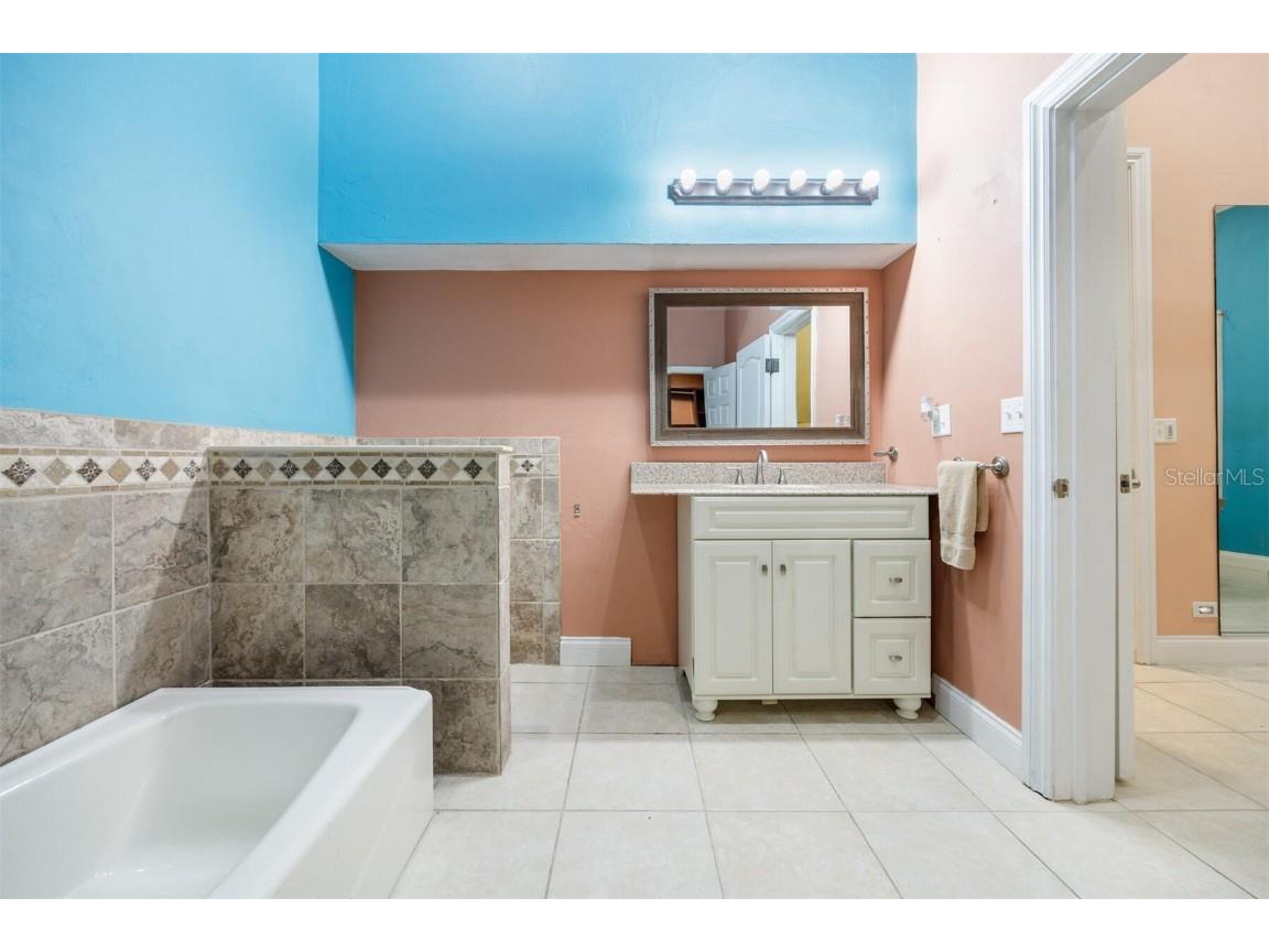 18910 NW 78th Avenue Alachua FL 32615 - MEDITATION POND GC536219 image54