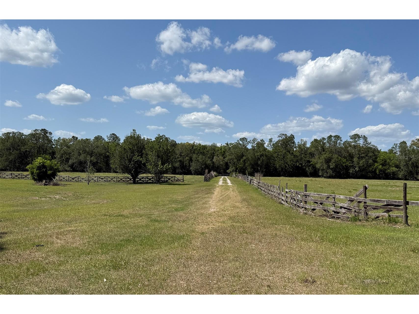 18919 NW 62nd Avenue Alachua FL 32615 GC539982 image8