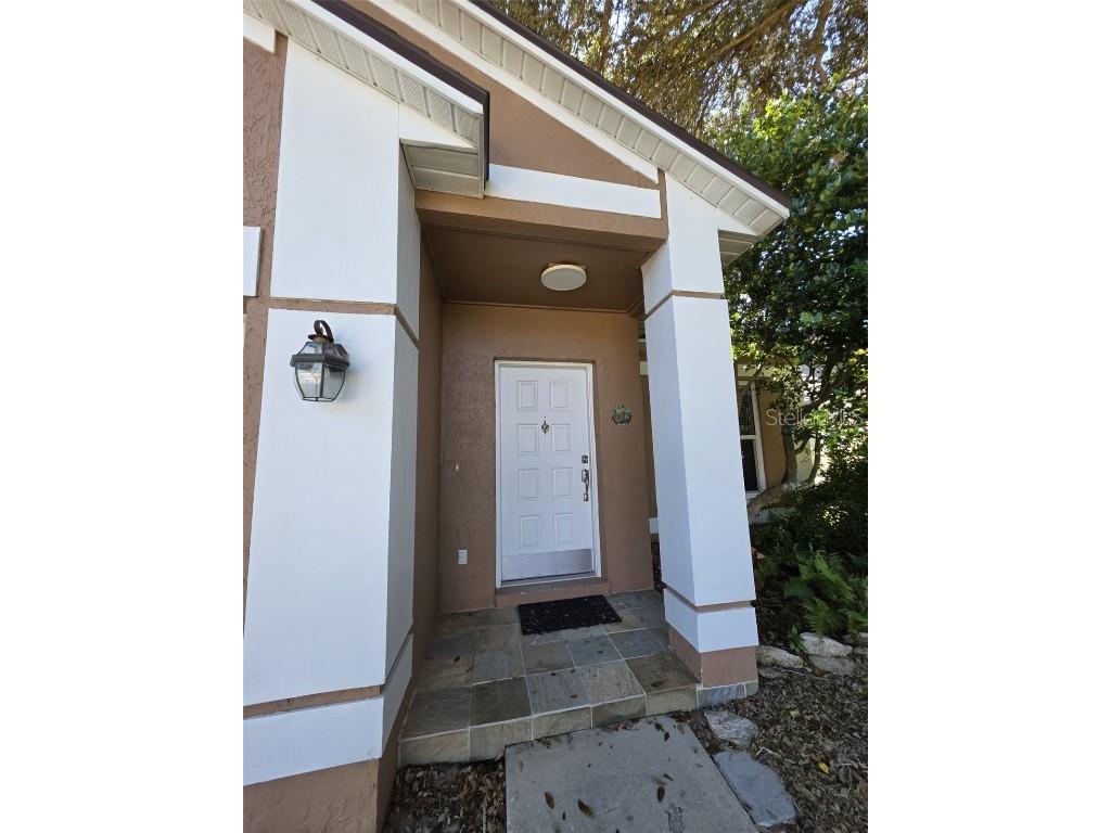 1892 White Avenue Orlando FL 32806 O6361463 image2