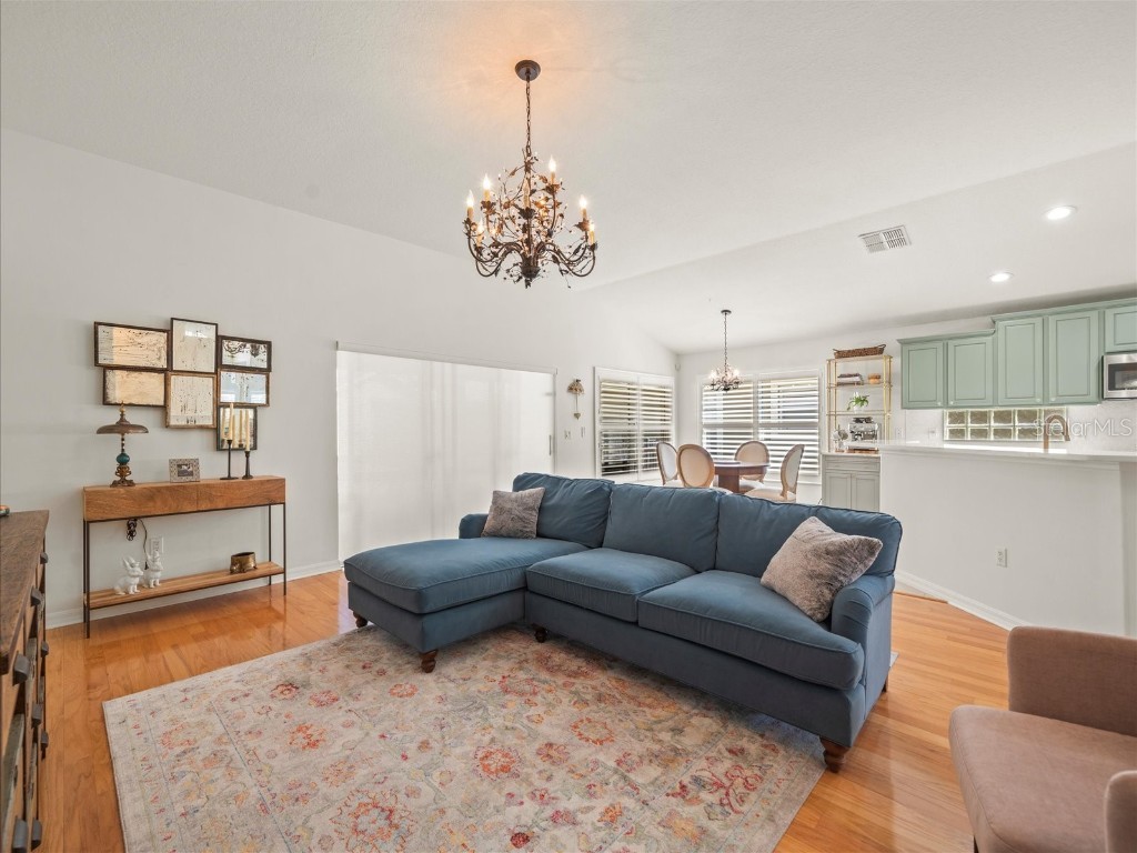 18921 Place Marquette Lutz FL 33558 TB8423077 image24