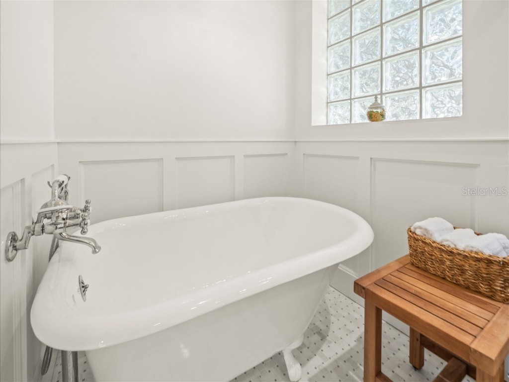 18921 Place Marquette Lutz FL 33558 TB8423077 image36