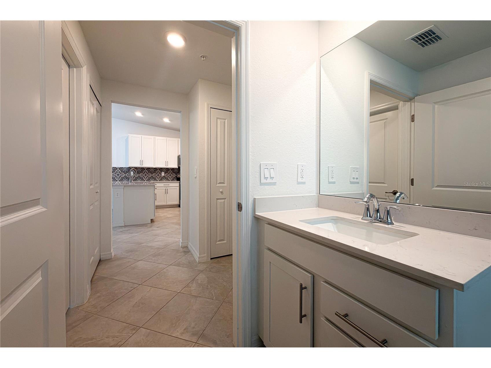 18923 Scallop Loop #201 Lakewood Ranch FL 34202 A4696890 image15