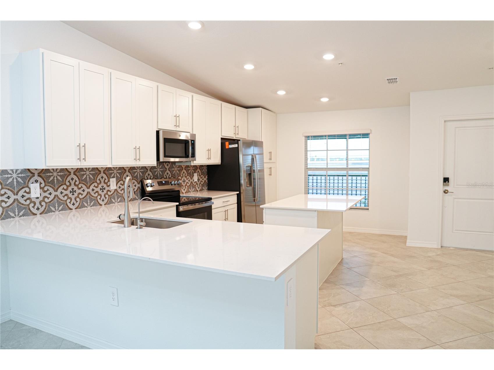 18923 Scallop Loop #201 Lakewood Ranch FL 34202 A4696890 image3