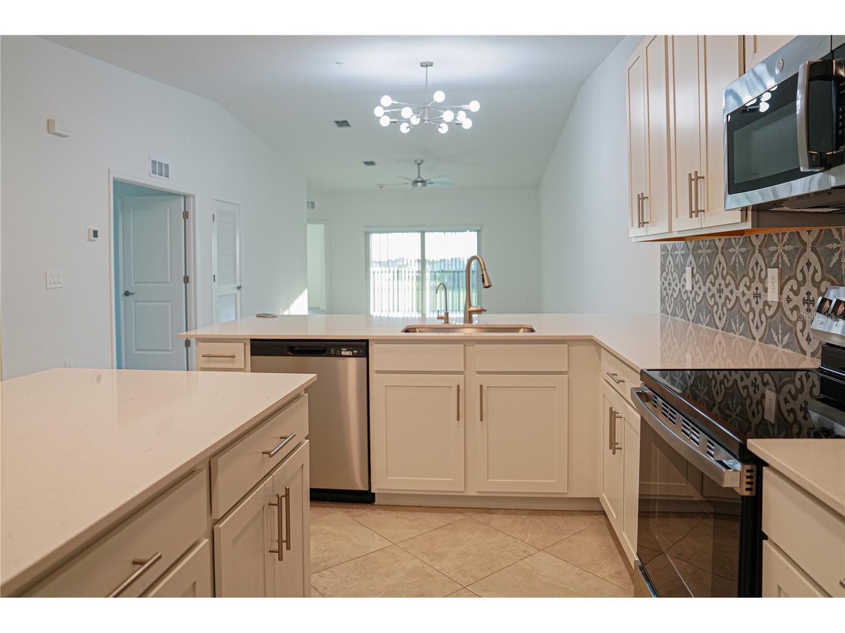 18923 Scallop Loop #201 Lakewood Ranch FL 34202 A4696890 image5