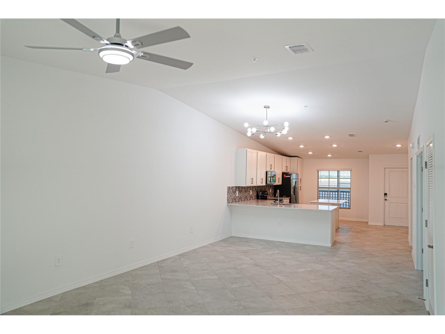 18923 Scallop Loop #201 Lakewood Ranch FL 34202 A4696890 image8