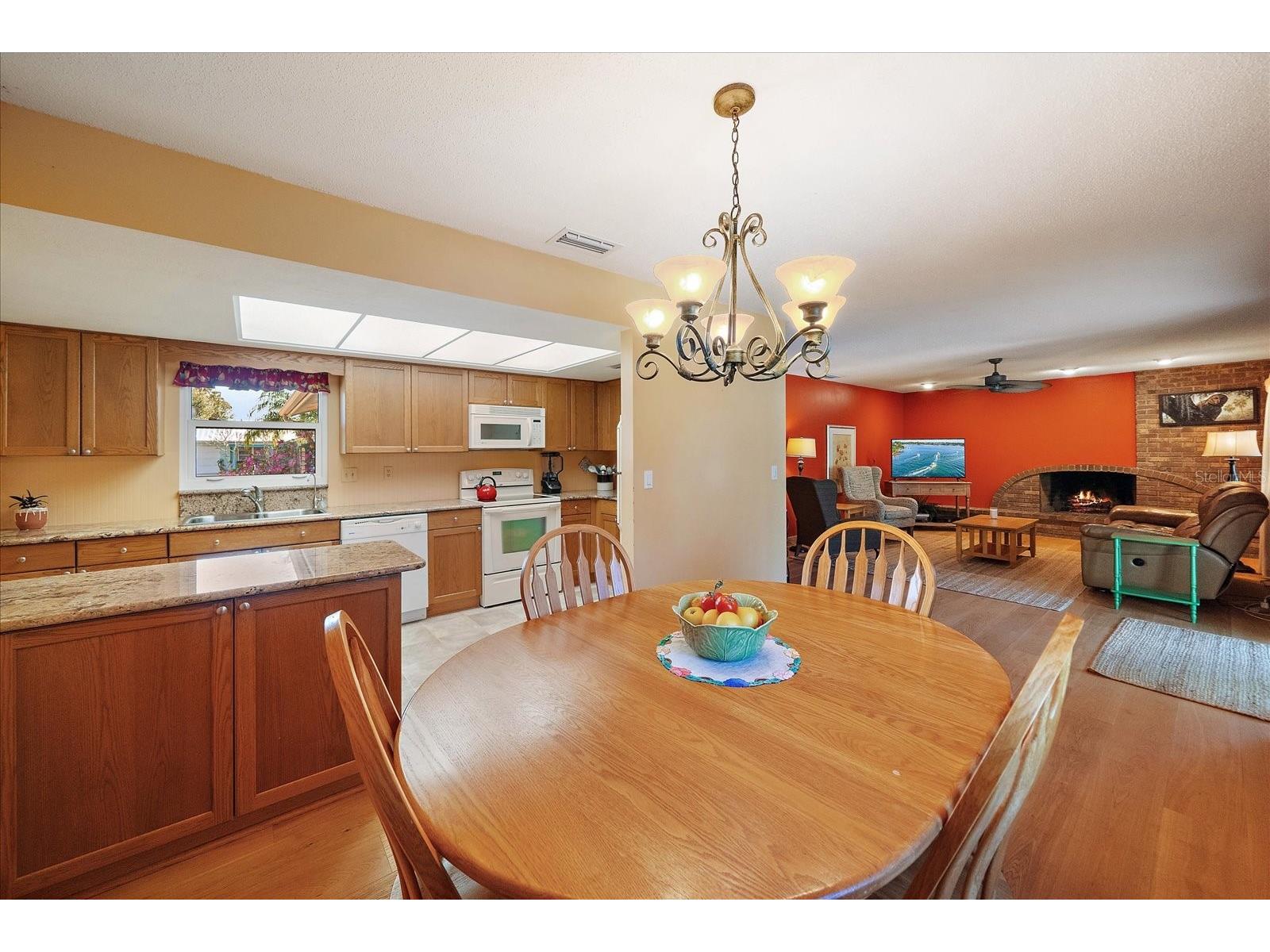1893 Rita Street Sarasota FL 34231 A4678772 image20