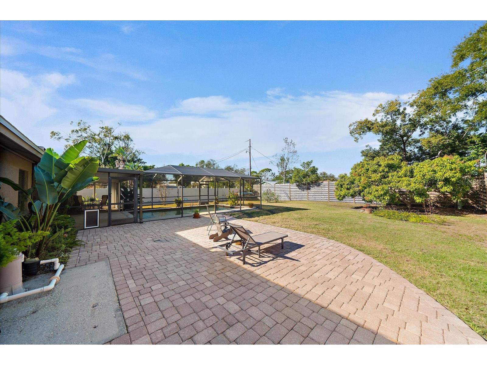 1893 Rita Street Sarasota FL 34231 A4678772 image37