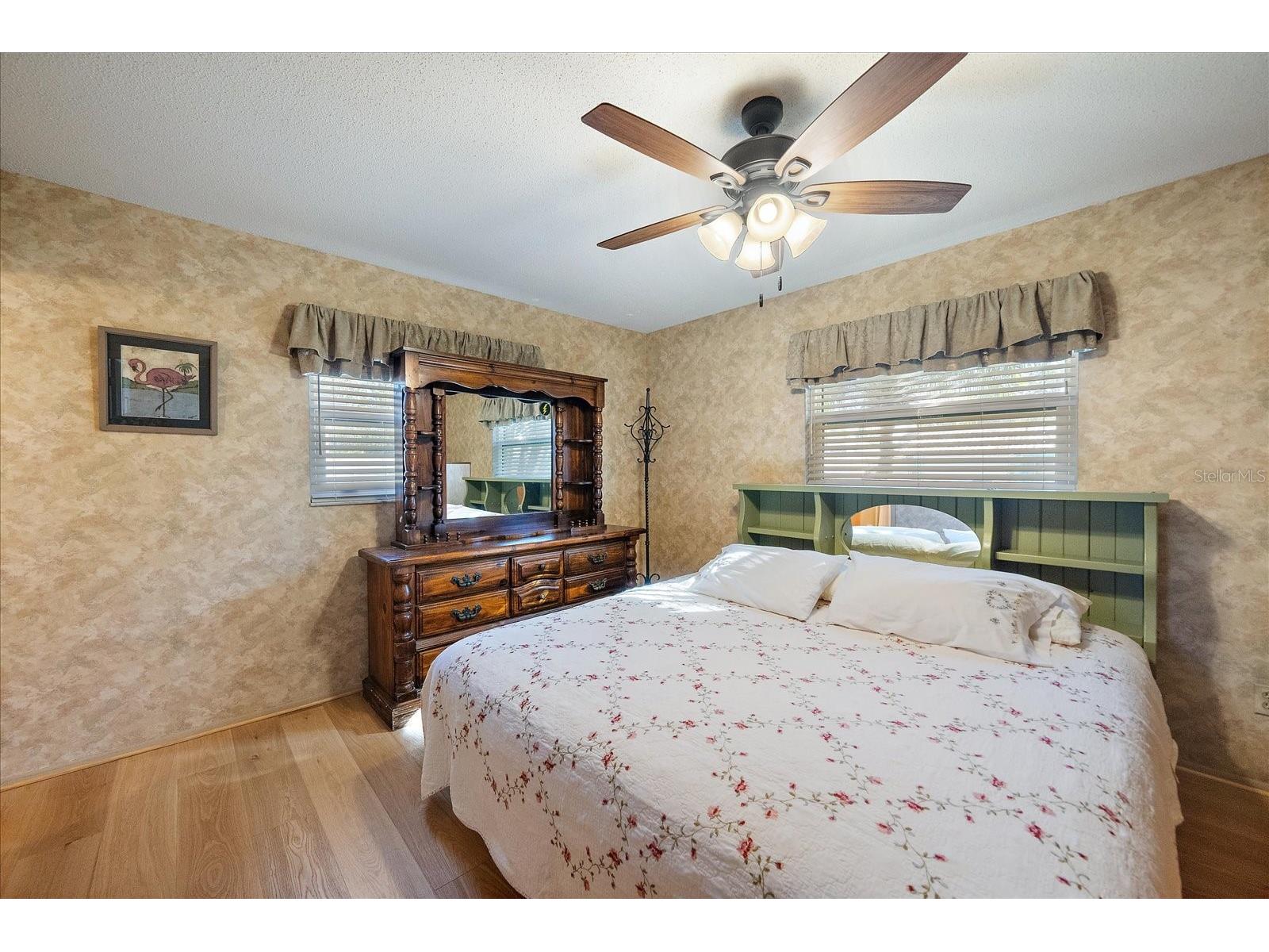 1893 Rita Street Sarasota FL 34231 A4678772 image45