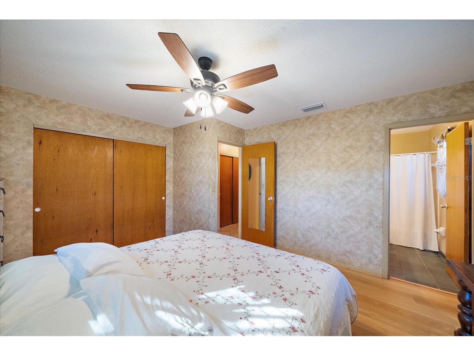 1893 Rita Street Sarasota FL 34231 A4678772 image47