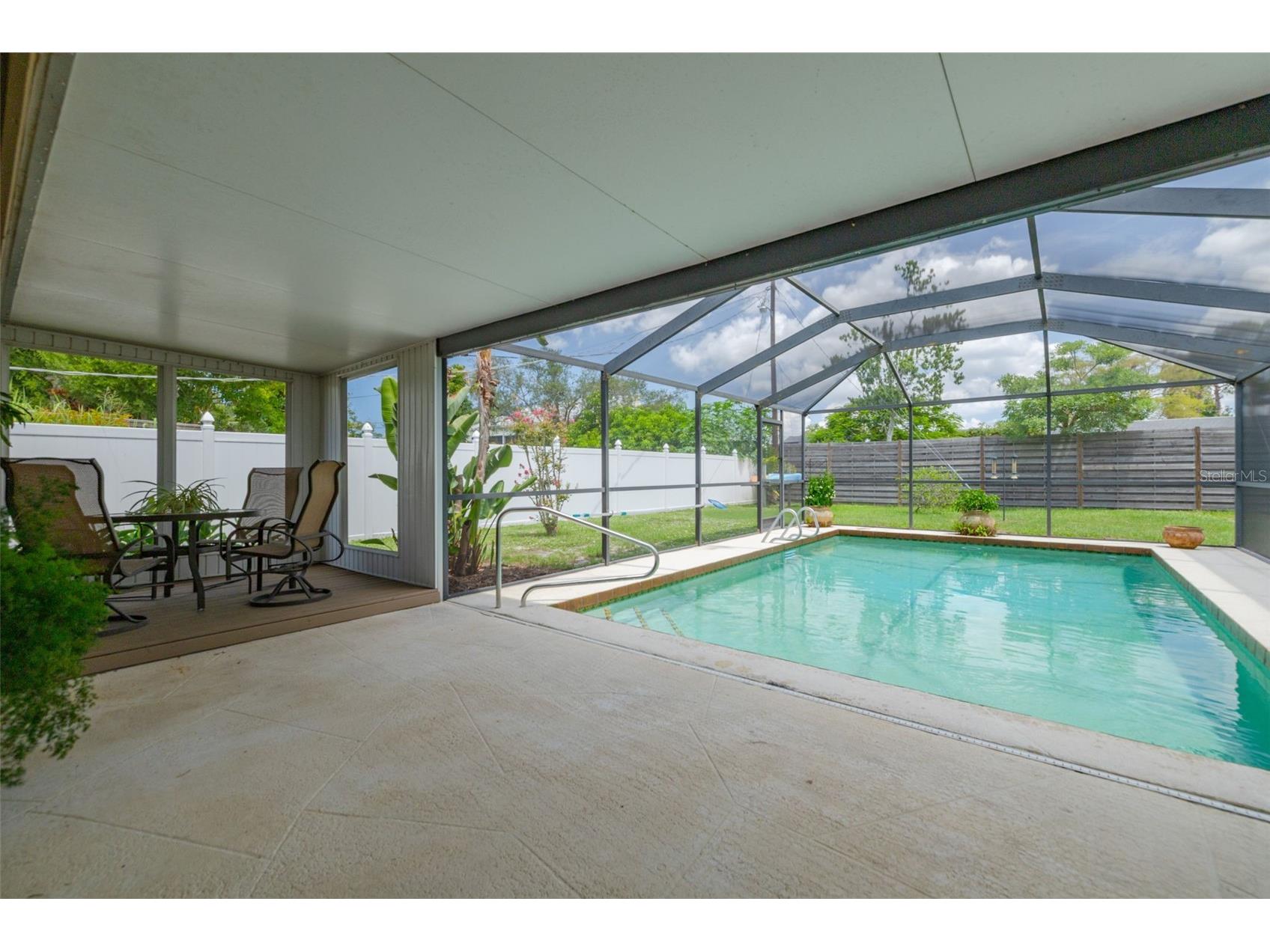 1893 Rita Street Sarasota FL 34231 A4698549 image12