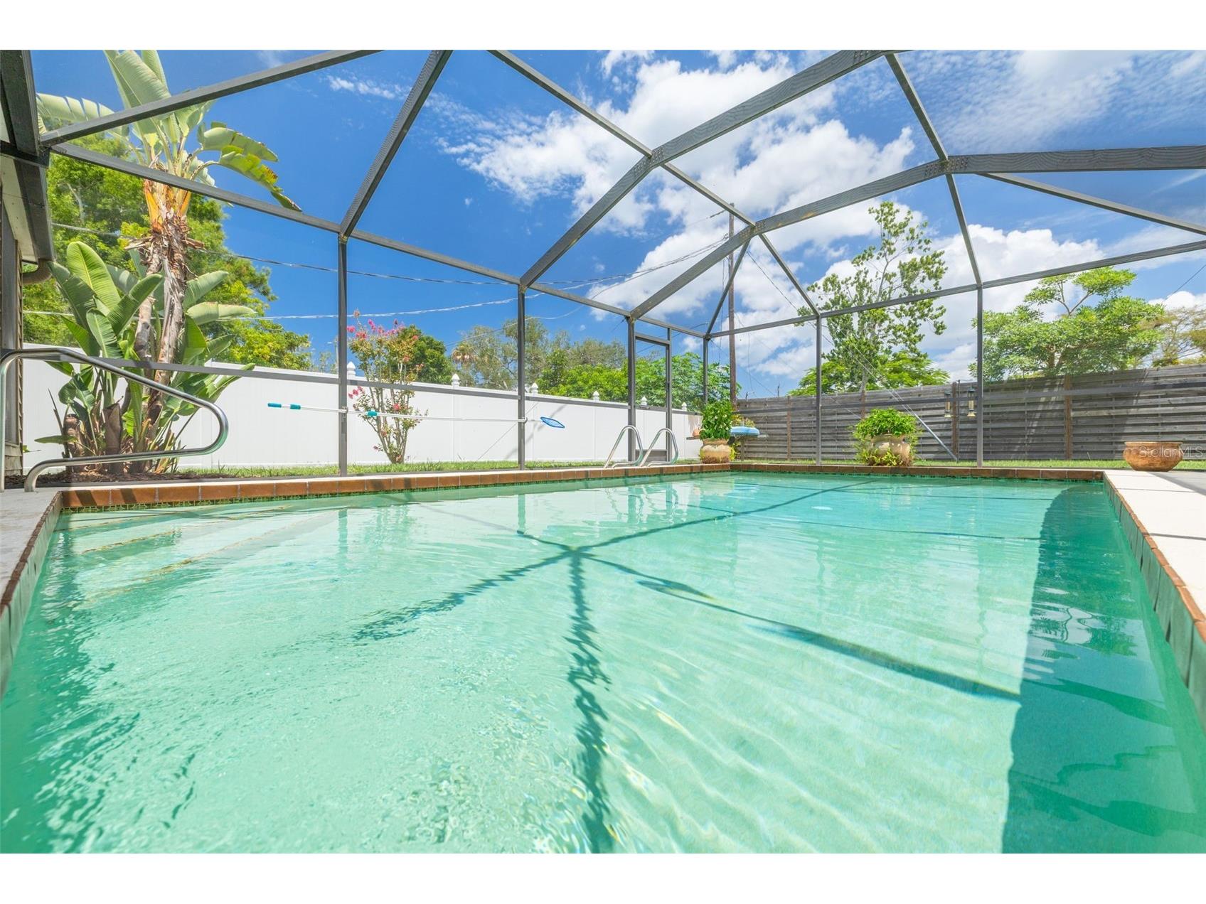1893 Rita Street Sarasota FL 34231 A4698549 image16