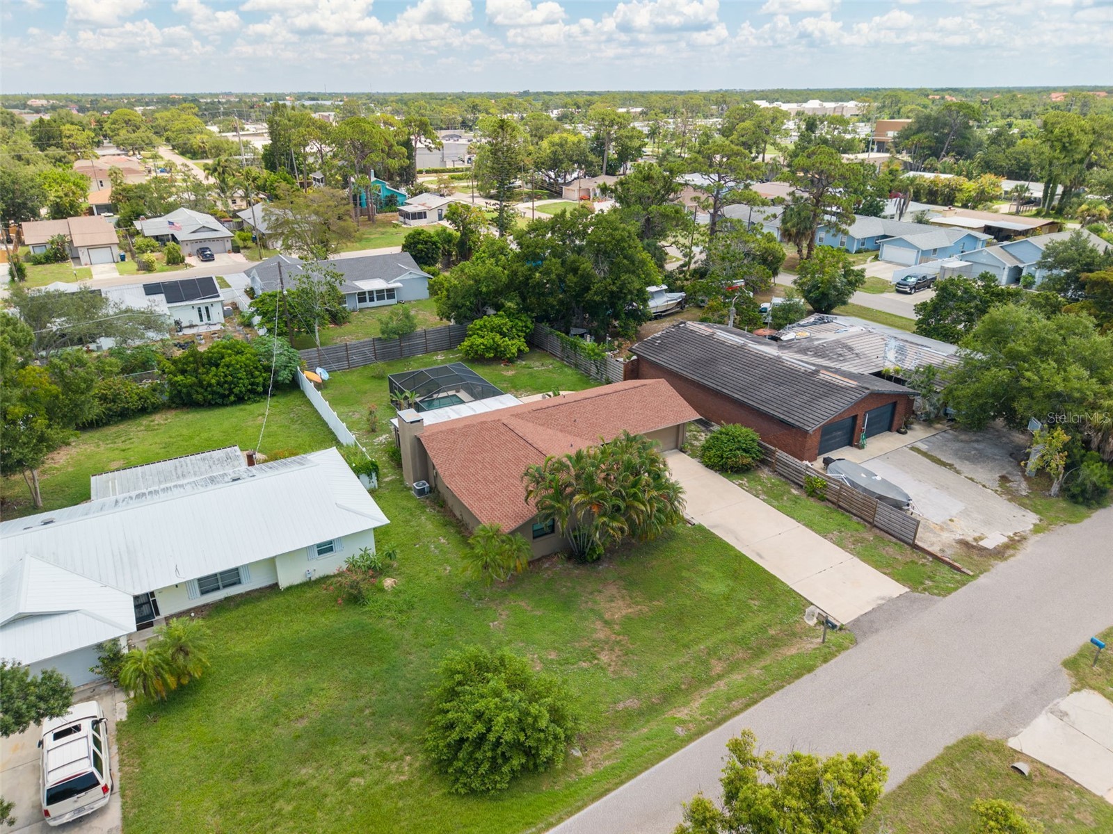 1893 Rita Street Sarasota FL 34231 A4698549 image32
