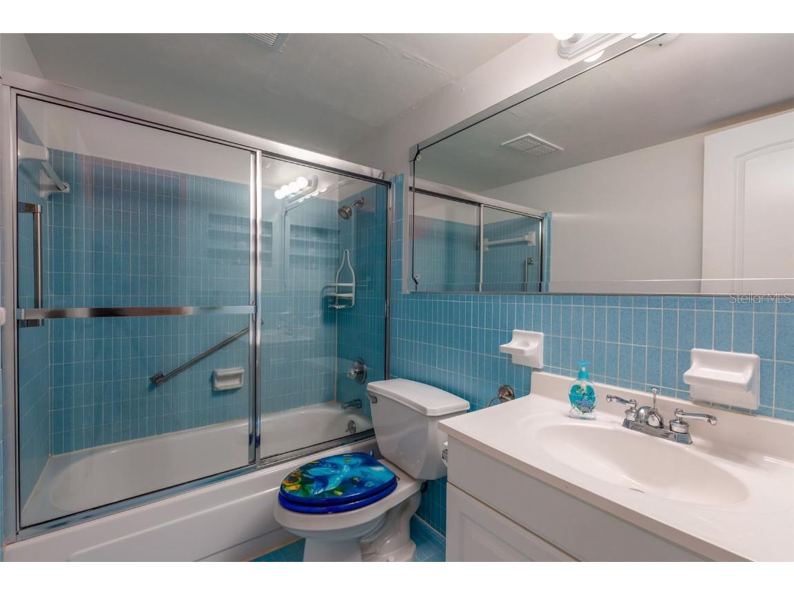 1893 Shore Drive S #203 South Pasadena FL 33707 TB8436432 image21