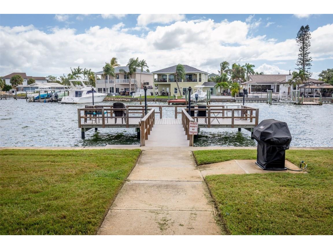 1893 Shore Drive S #203 South Pasadena FL 33707 TB8436432 image22