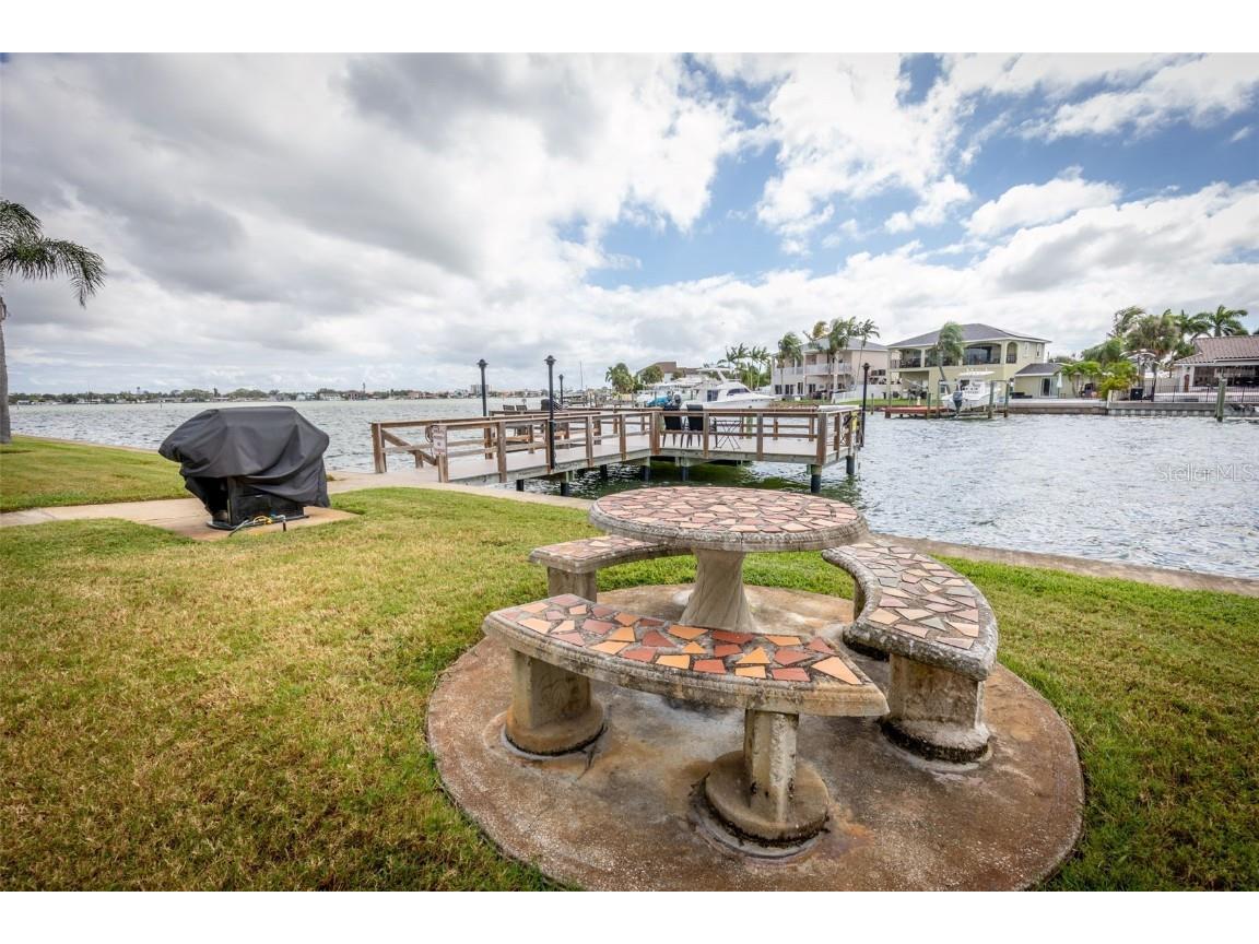 1893 Shore Drive S #203 South Pasadena FL 33707 TB8436432 image23