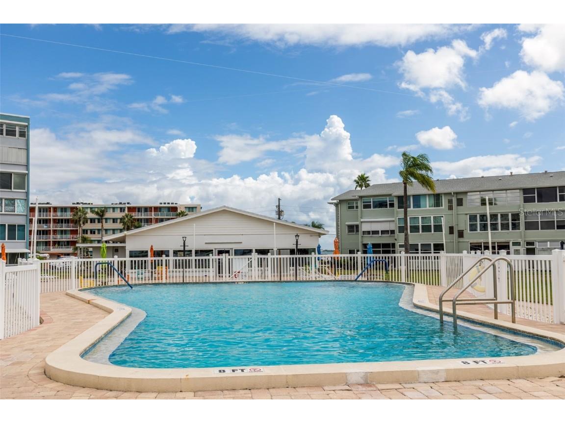 1893 Shore Drive S #203 South Pasadena FL 33707 TB8436432 image25