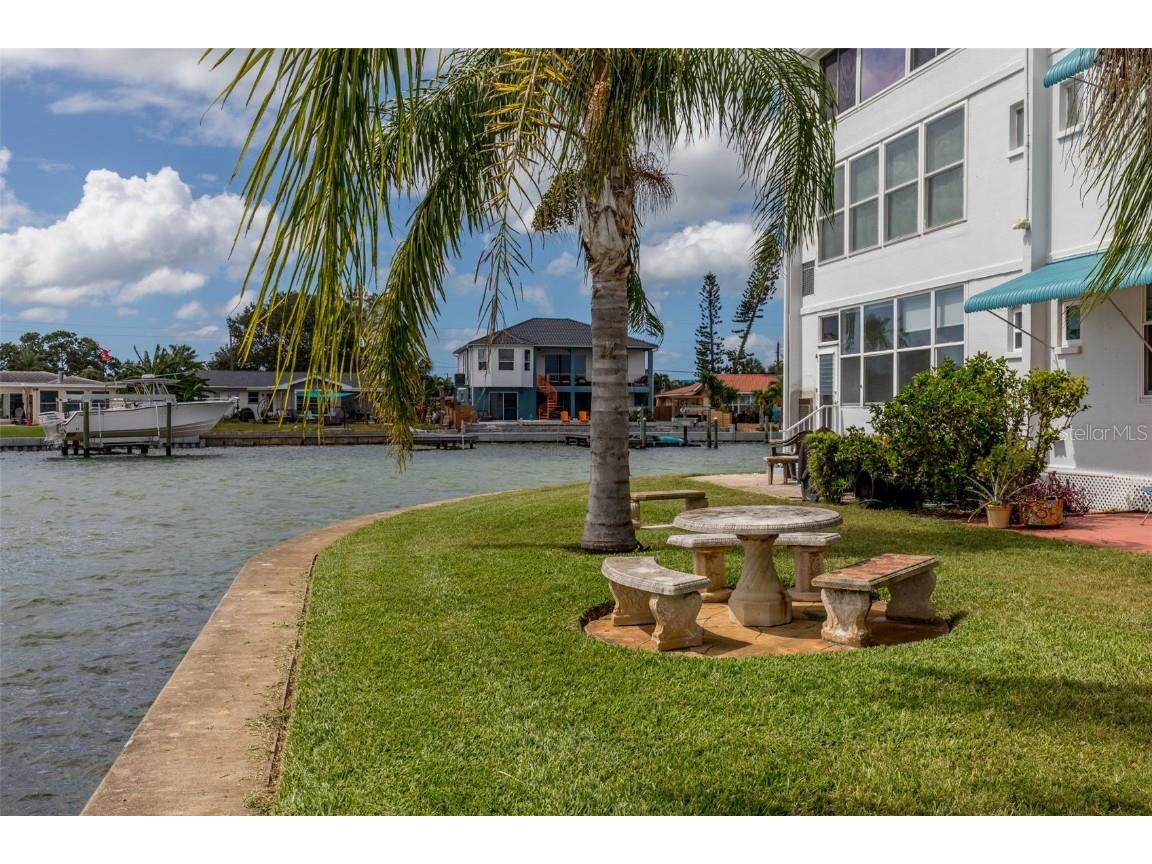 1893 Shore Drive S #203 South Pasadena FL 33707 TB8436432 image31