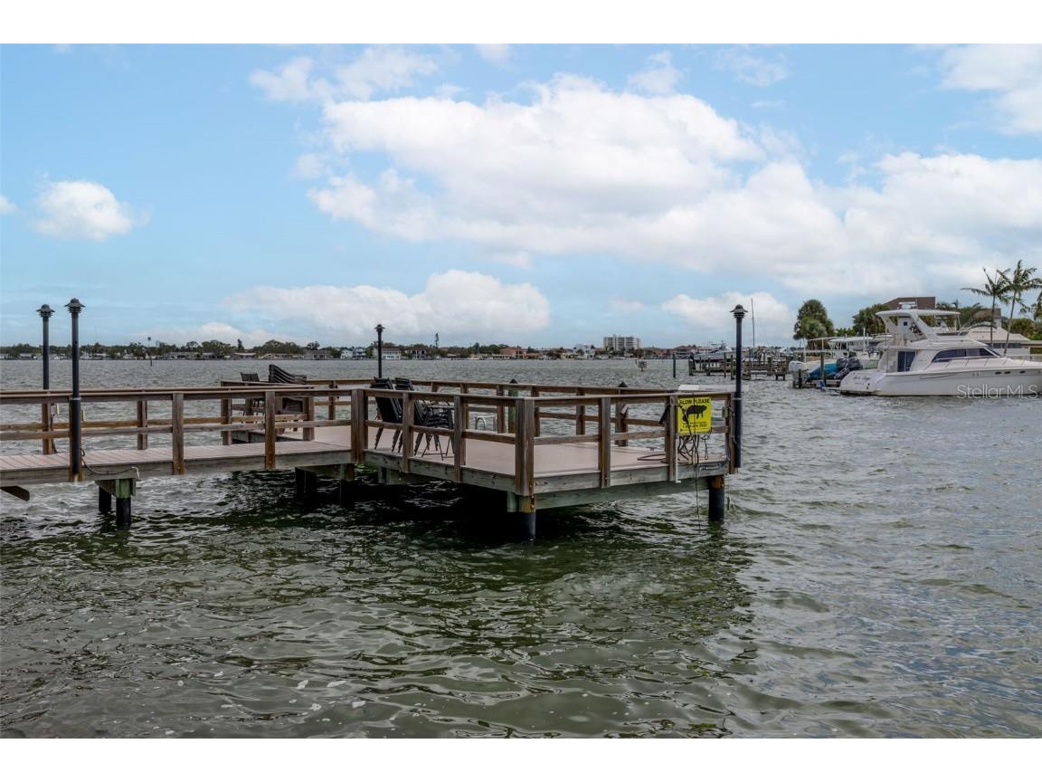 1893 Shore Drive S #203 South Pasadena FL 33707 TB8436432 image32