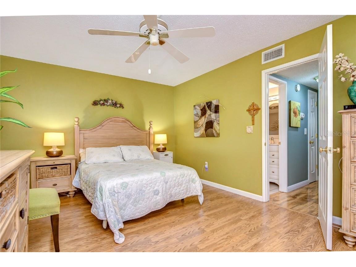 1893 Shore Drive S #206 South Pasadena FL 33707 - BOCA CIEGA U8255019 image18