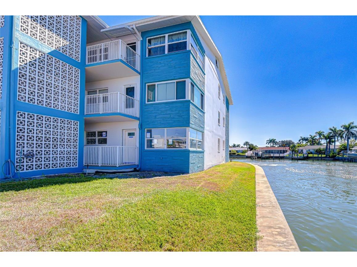 1893 Shore Drive S #206 South Pasadena FL 33707 - BOCA CIEGA U8255019 image31