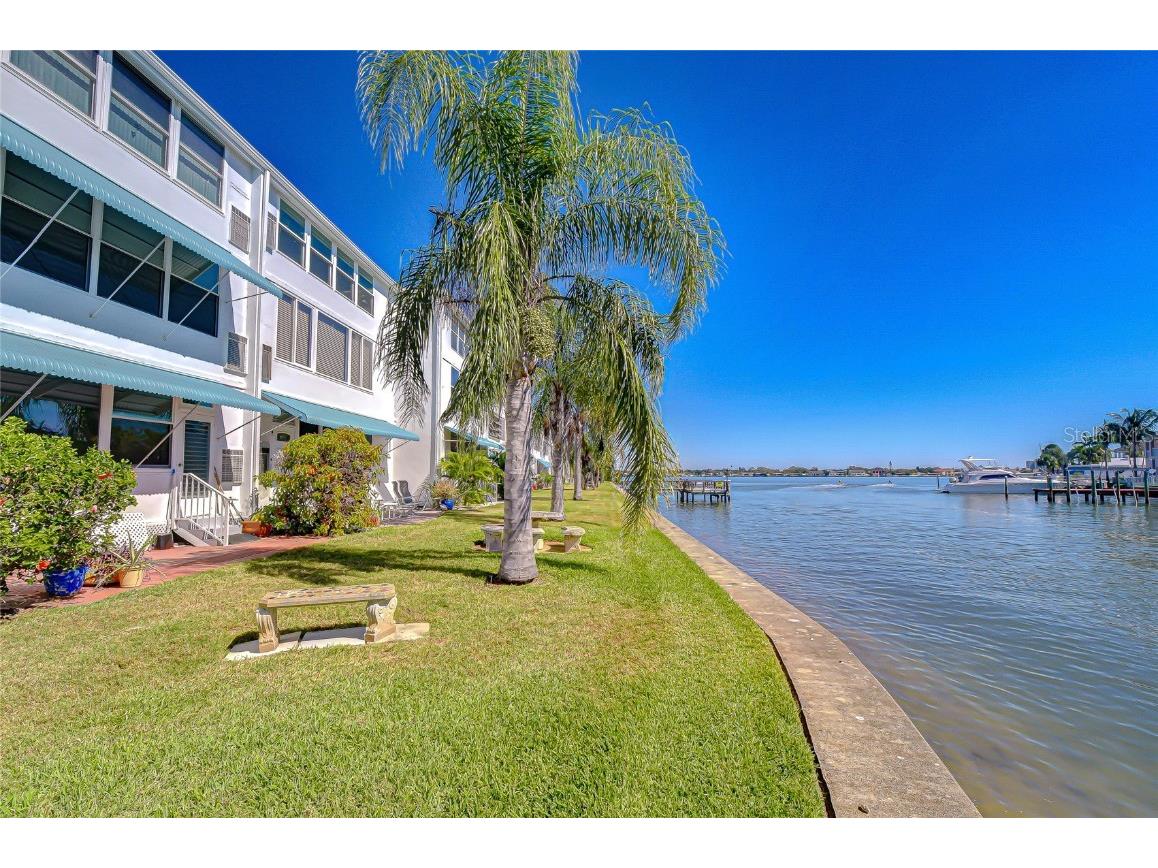 1893 Shore Drive S #206 South Pasadena FL 33707 - BOCA CIEGA U8255019 image32