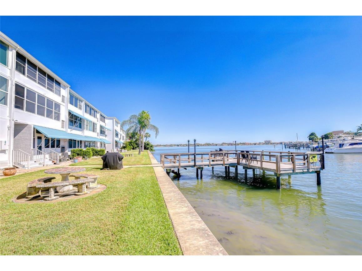 1893 Shore Drive S #206 South Pasadena FL 33707 - BOCA CIEGA U8255019 image33