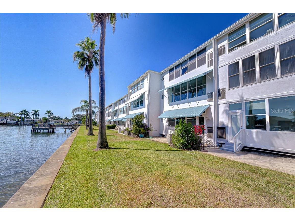 1893 Shore Drive S #206 South Pasadena FL 33707 - BOCA CIEGA U8255019 image38