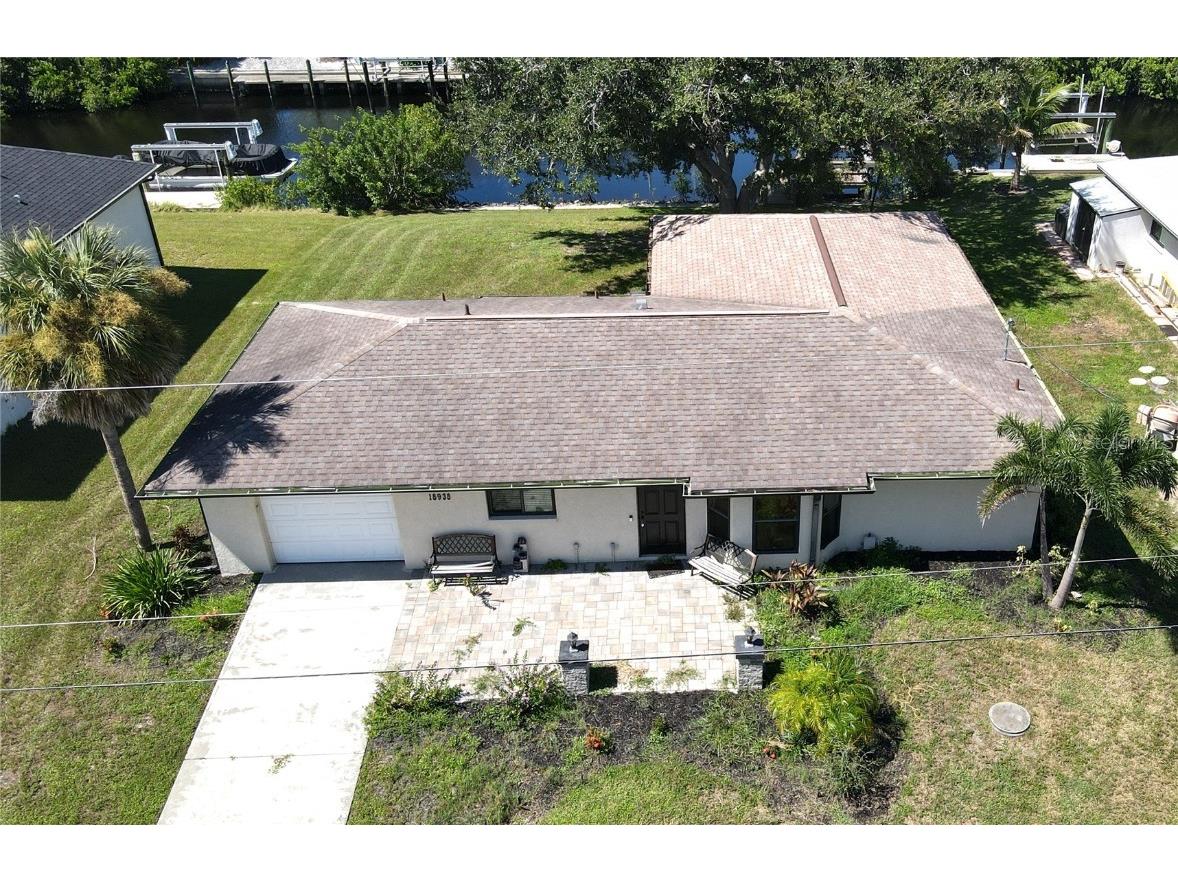 18938 Ayrshire Circle Port Charlotte FL 33948 - AYRSHIRE WATERWAY C7513128 image1