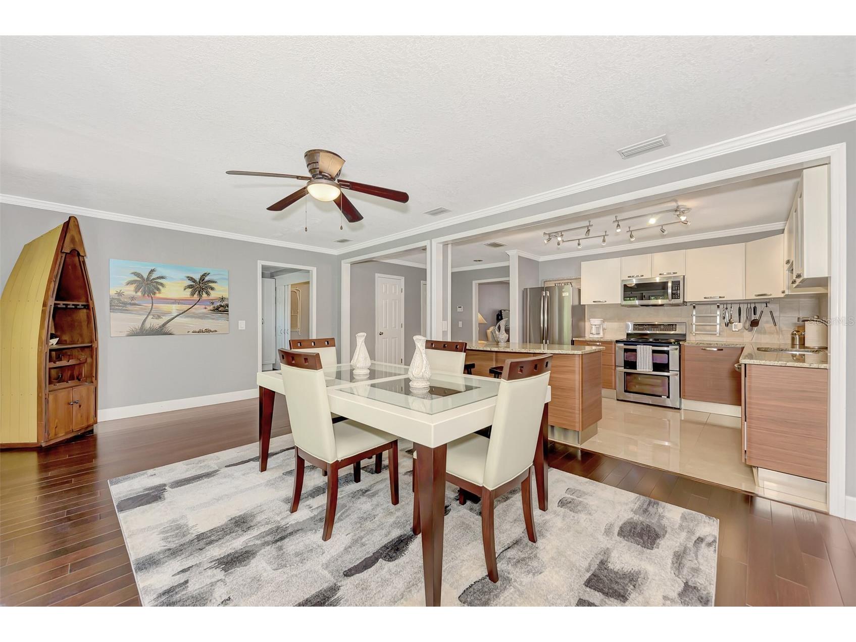 1894 Loma Linda Street Sarasota FL 34239 A4690884 image13