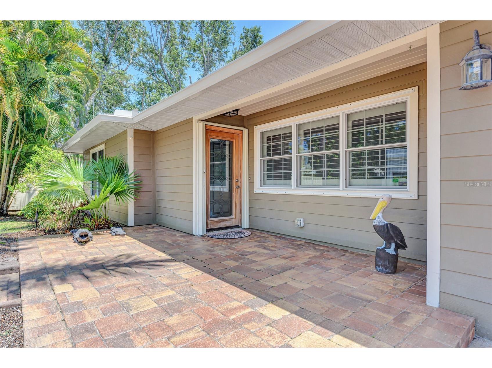 1894 Loma Linda Street Sarasota FL 34239 A4690884 image3