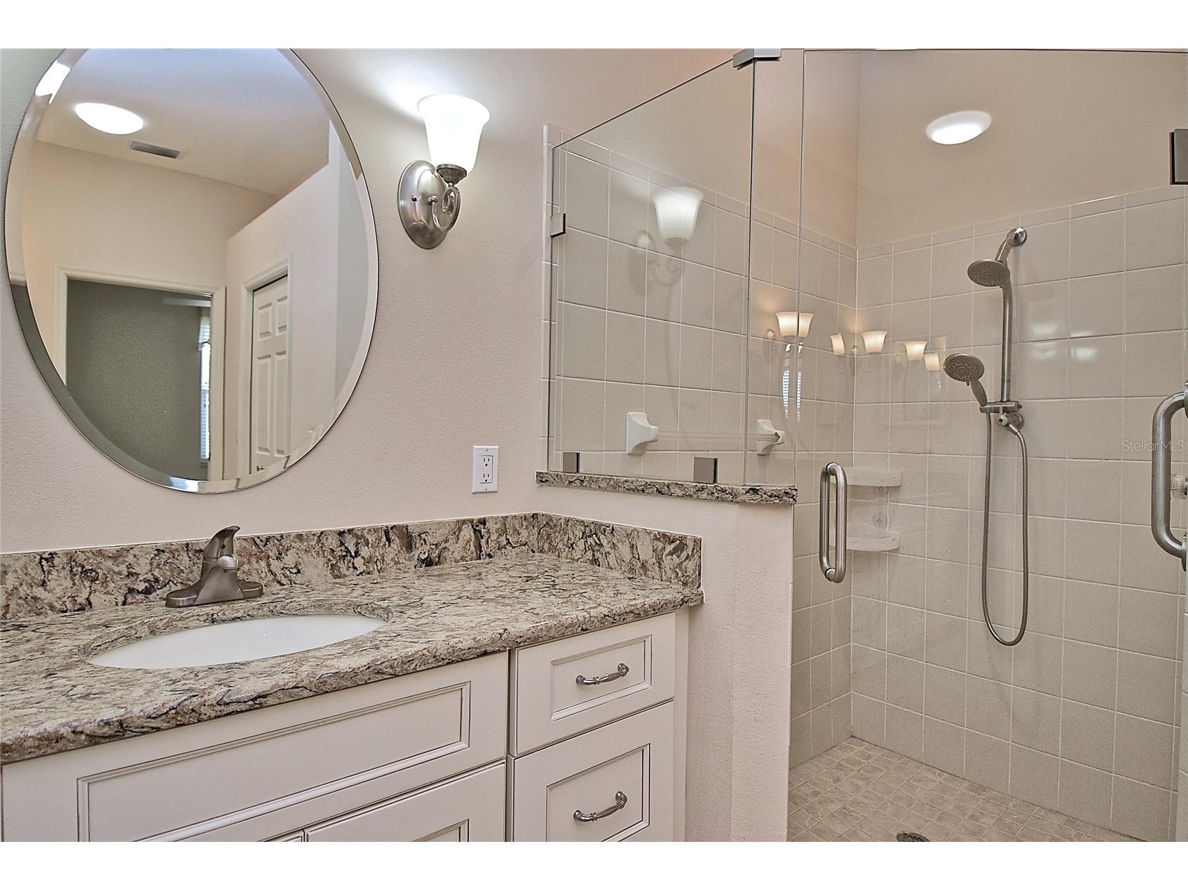 1894 San Silvestro Drive Venice FL 34285 A4694118 image8