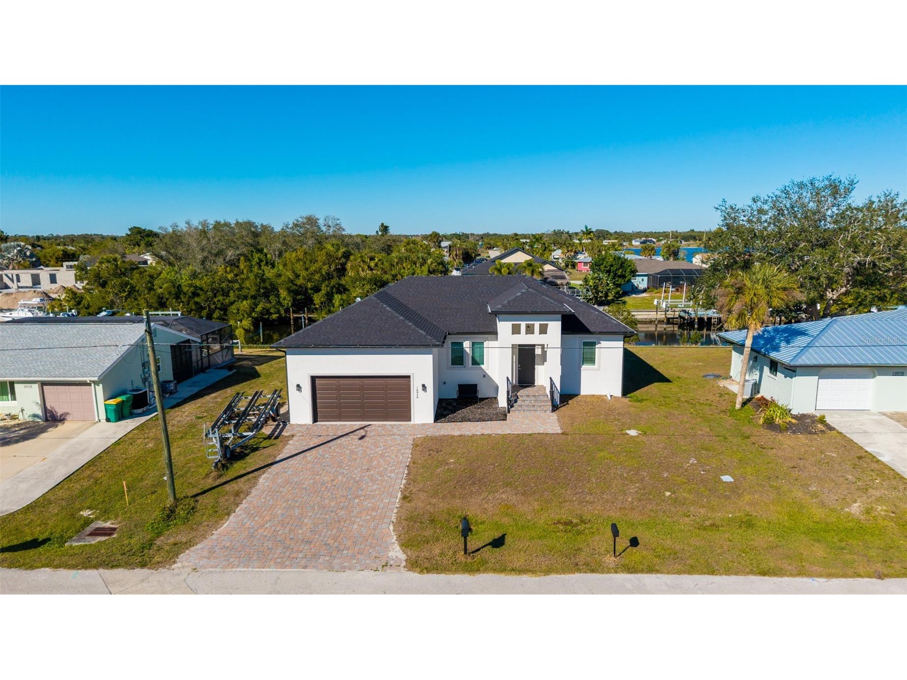18946 Ayrshire Circle Port Charlotte FL 33948 - MANCHESTER WATERWAY A4678804 image2