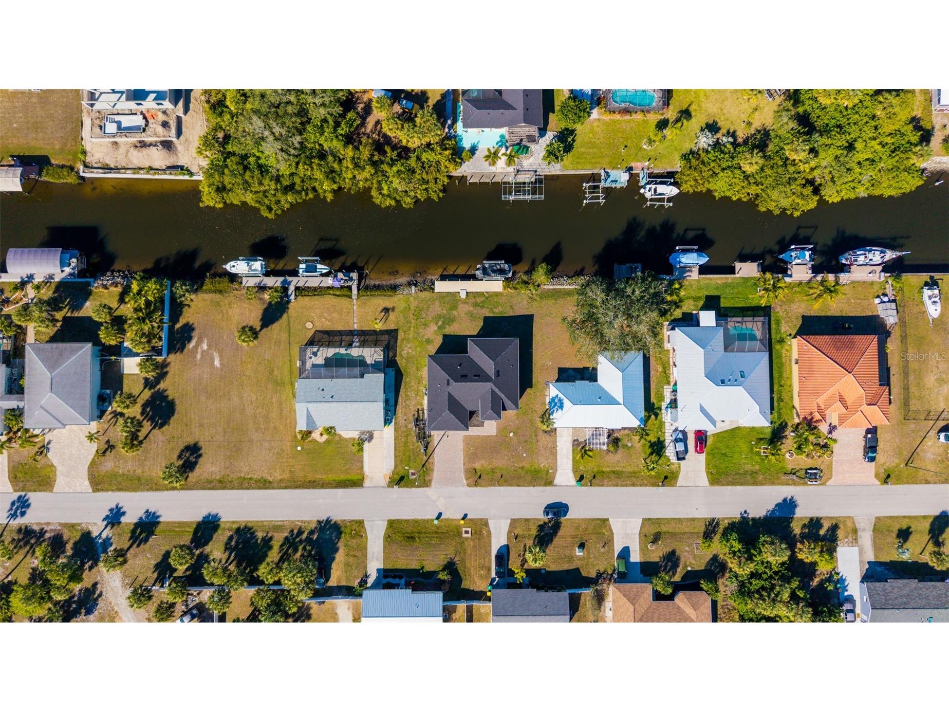 18946 Ayrshire Circle Port Charlotte FL 33948 - MANCHESTER WATERWAY A4678804 image3